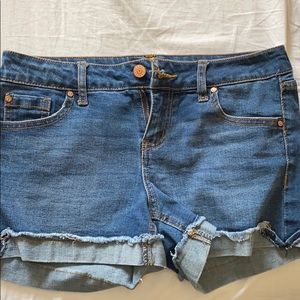 Celebrity pink jean shorts